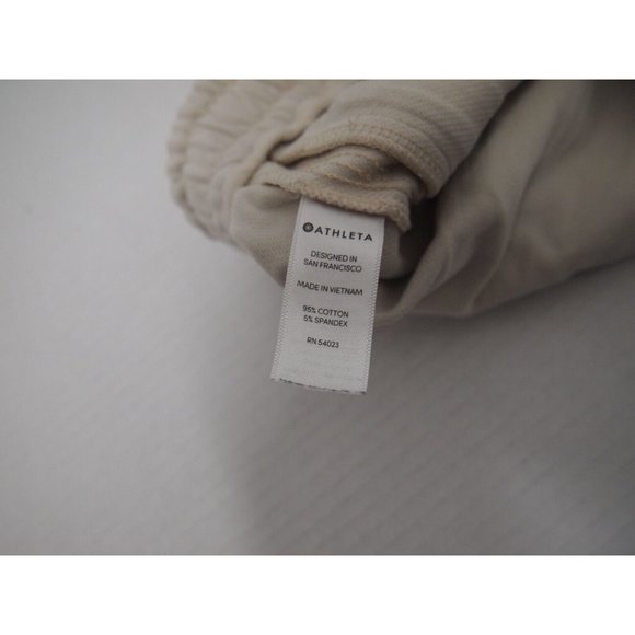 Athleta Womens Shorts 4 Drawstring Soft Zipper Pockets Beige 4" Inseam - Picture 4 of 5